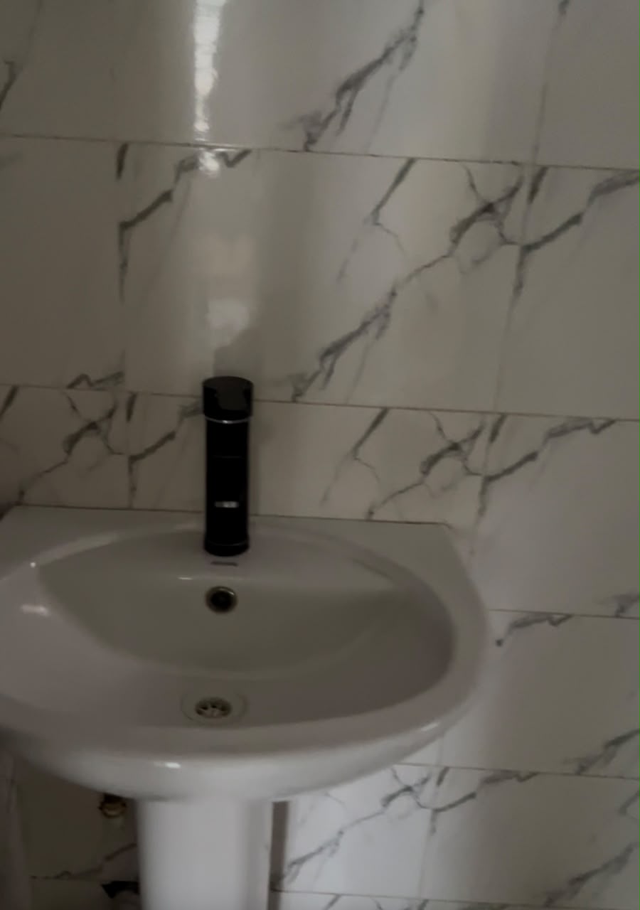 A luxurious 3bedroom 2parlors House For Sale  