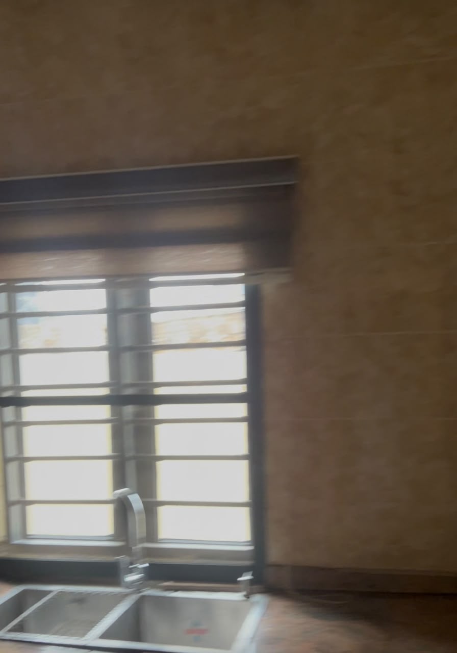 A luxurious 3bedroom 2parlors House For Sale  